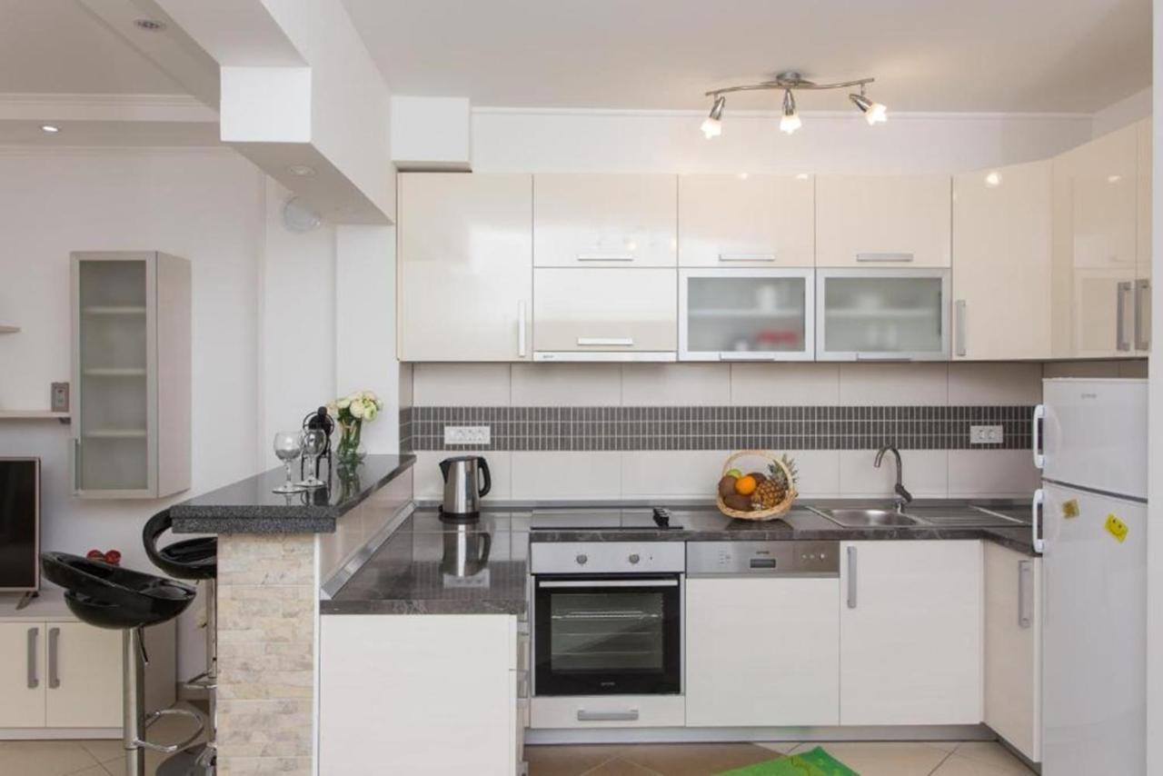 Pekoc Apartment *